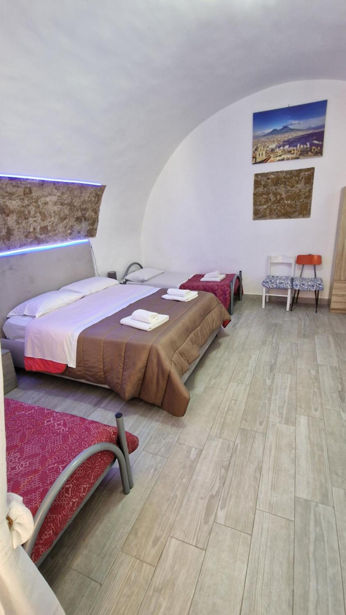 Appartamento Intero Casa Vacanze Espo Napoli Esterno foto